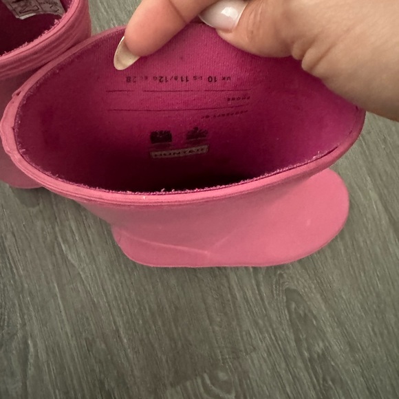 Pink hunter rain boots size 10.5 - Picture 4 of 5